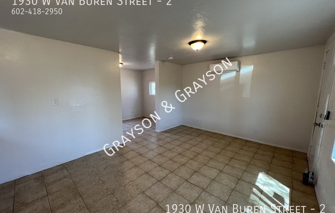 1930 W Van Buren Street