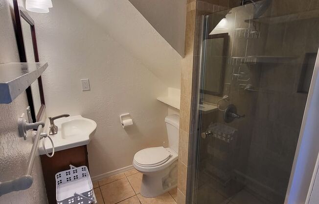 Studio, 1 bath, $2,850