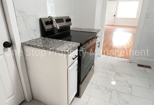3 Bedroom 2 Bathroom home in Kansas City!