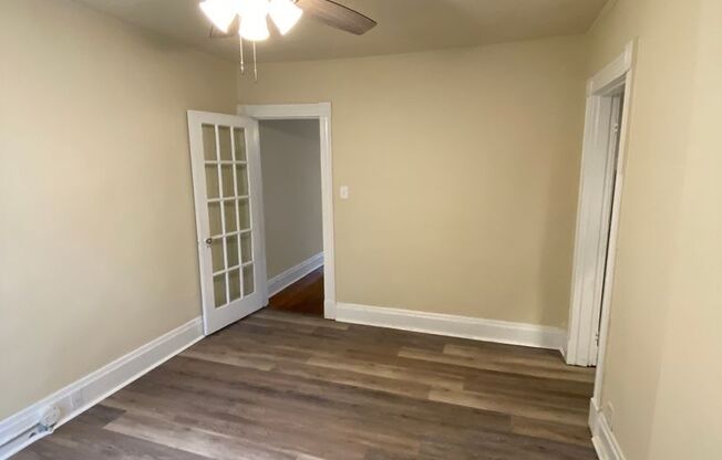 2 beds, 1 bath, $1,895