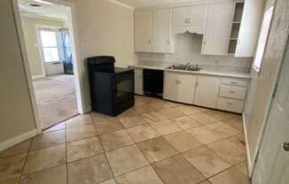 2 beds, 1 bath, $1,175