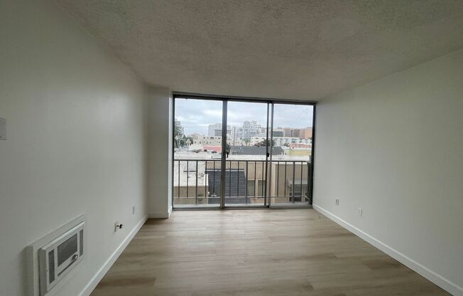 2 beds, 2 baths, $2,495