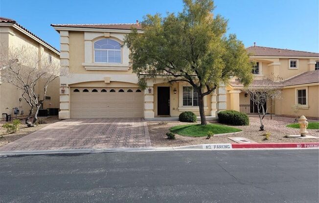 GORGEOUS ROYAL HIGHLANDS HOME!!GUARD GATED COMMUNITY!