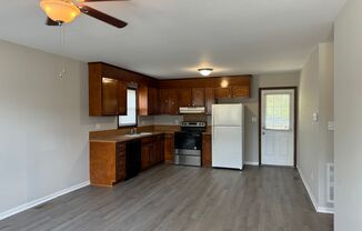 2 beds, 2 baths, $1,295