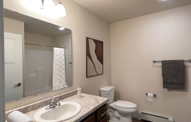 2 beds, 1 bath, 938 sqft, $1,345, Unit CH 1100-01