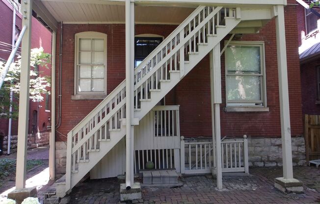 1 bed, 1 bath, 731 sqft, $895, Unit 1415-2