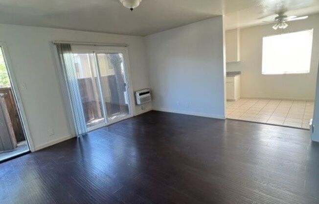 425 - 991-997 Ravenscourt Ave