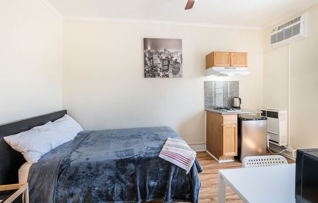 Studio, 1 bath, 156 sqft, $1,145.83, Unit 304