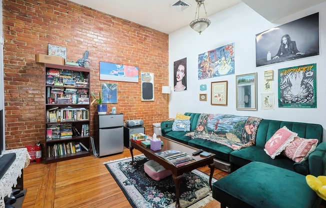 35 Adamson St #3