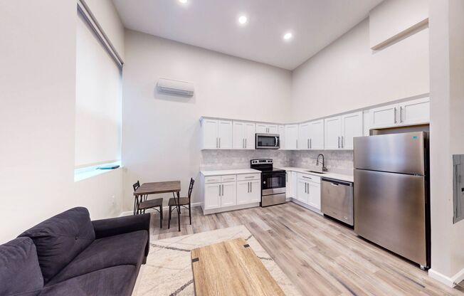 1 bed, 1 bath, 576 sqft, $2,295, Unit 104