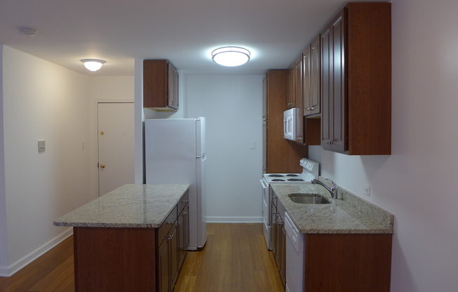 1 bed, 1 bath, 700 sqft, $1,795, Unit 403