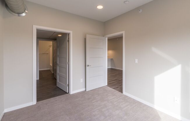 1 bed, 1 bath, 671 sqft, $1,195, Unit 411