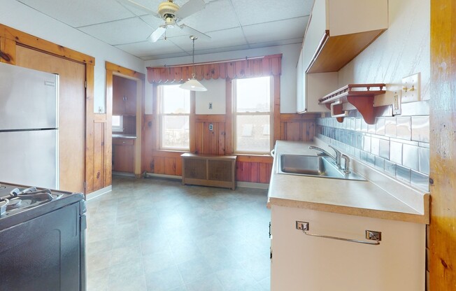 2 beds, 1 bath, 1,100 sqft, $2,800, Unit 3