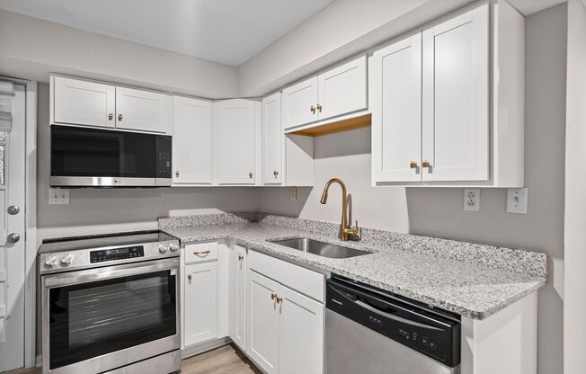 Memorial Drive - 1860 / 1862 / 1864