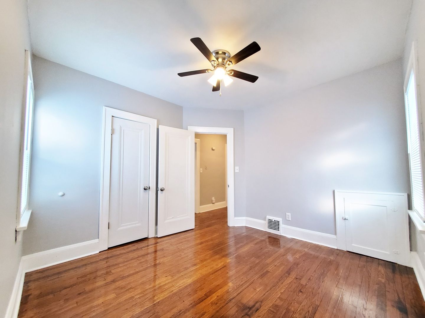 5 Bed - 2 Full Bath Cape Cod for Rent!
