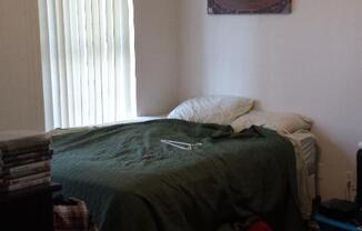 Studio, 1 bath, 330 sqft, $2,400, Unit 10