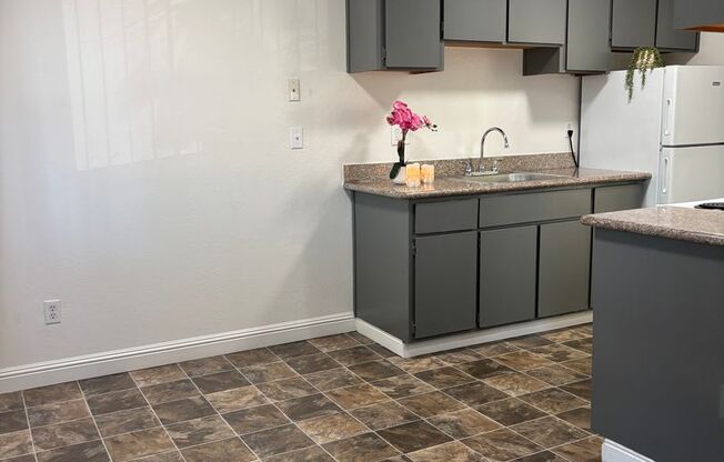 1444 Snooty Fox Apartments