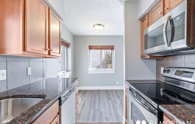 2 beds, 1 bath, 825 sqft, $1,045, Unit 205