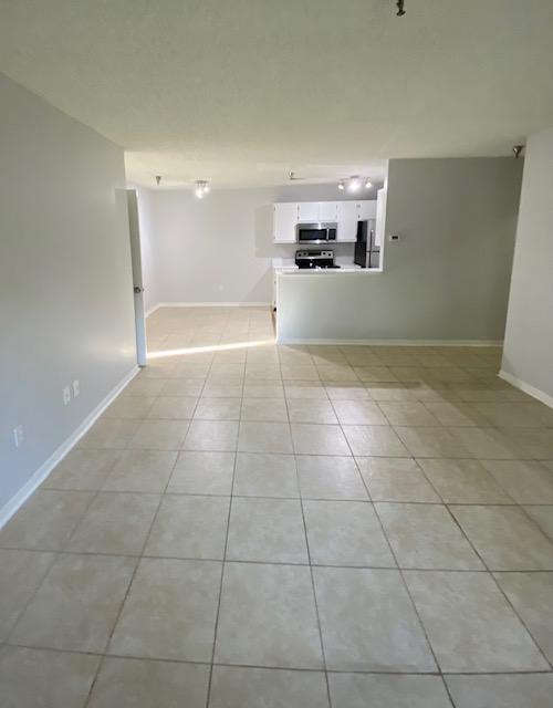 2 beds, 2 baths, 1,028 sqft, $1,995