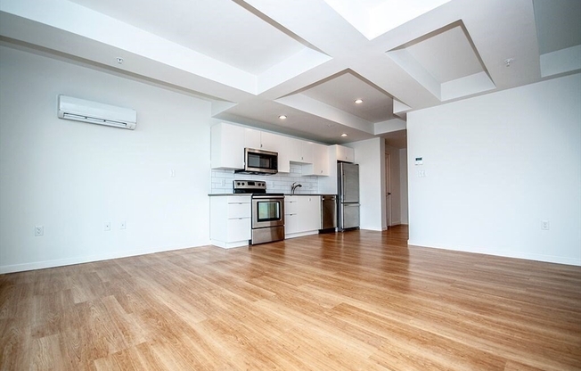 2 beds, 2 baths, 900 sqft, $3,875, Unit 301