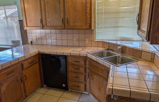 4 beds, 1 bath, $1,750