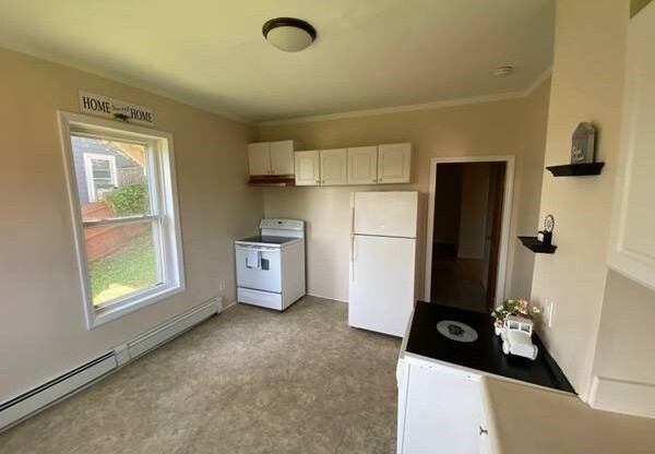 100 BELLINGHAM AVE