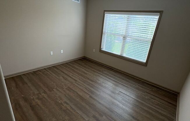 2 beds, 2 baths, 929 sqft, $1,025, Unit 1720-B03