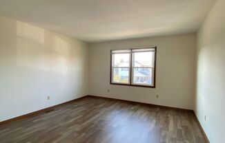 2 beds, 1 bath, $695, Unit APT. C