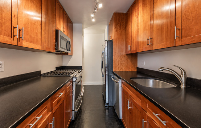 2 beds, 2 baths, 1,253 sqft, $8,000, Unit 003B