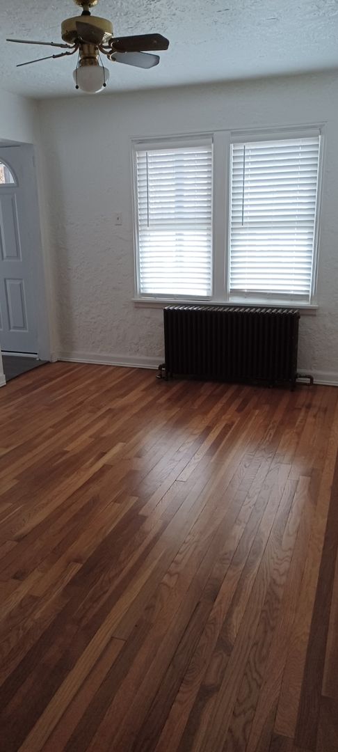 1 bed, 1 bath, $925