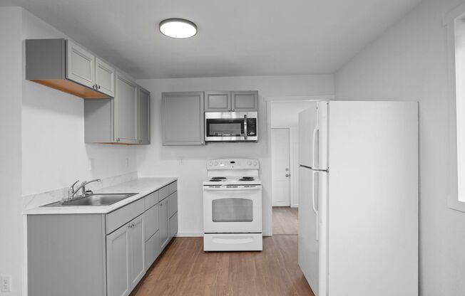 3 beds, 1 bath, 1,000 sqft, $1,700, Unit 13327 W. 12th Ave.