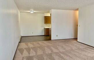 1 bed, 1 bath, $725, Unit 303