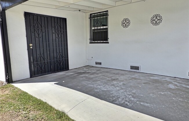 11106 HARVARD BLVD