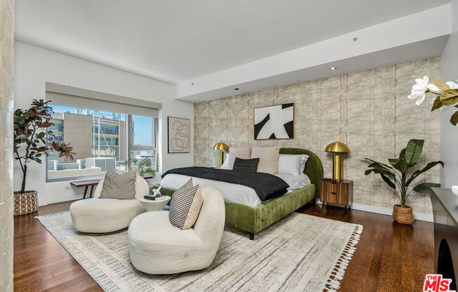 1 bed, 2 baths, 1,400 sqft, $5,500, Unit 10L