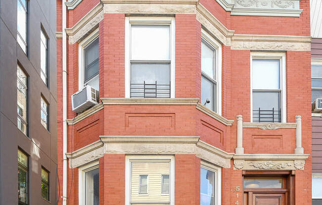 514 HART ST