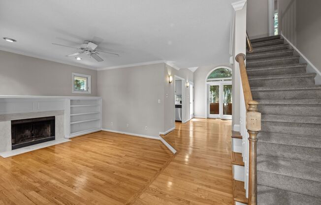 Inviting 3br house in Morrisville with wood floors, screened porch & deck in great location!