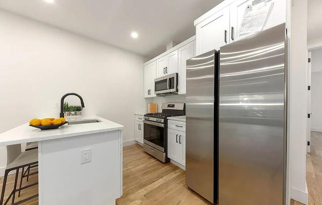 376 E 26 ST