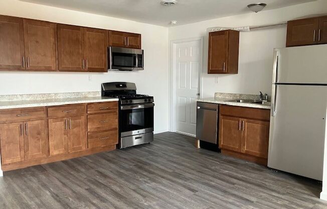 Canoe Cabin - 20 N Wisconsin St