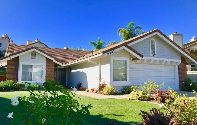 FOR RENT Call For Availability 3Br/ 2.5Ba 2128 Sqft Fully Furnished Del Mar Heights Vacation Home, Close to Del Mar Races and Beach