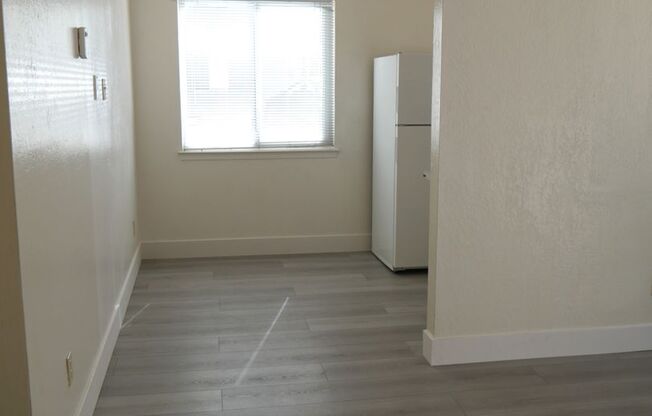 1 bed, 1 bath, 700 sqft, $1,065, Unit 1617 Arcade Blvd #13