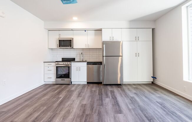 1 bed, 1 bath, $1,499