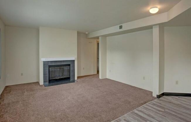 Elegant Living Area | Apartments In Kennewick Wa For Rent | Crosspointe Apartments