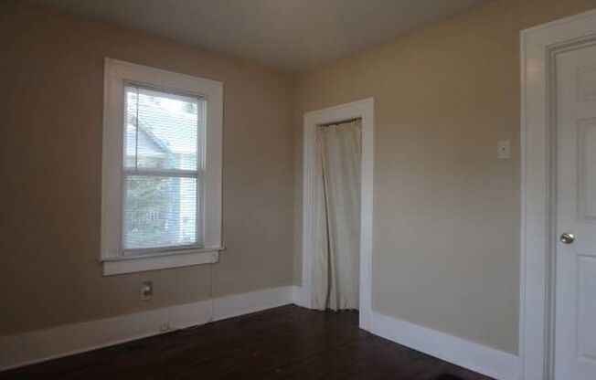 2 beds, 1 bath, $850