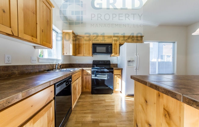 Beautiful 3BR Townhome