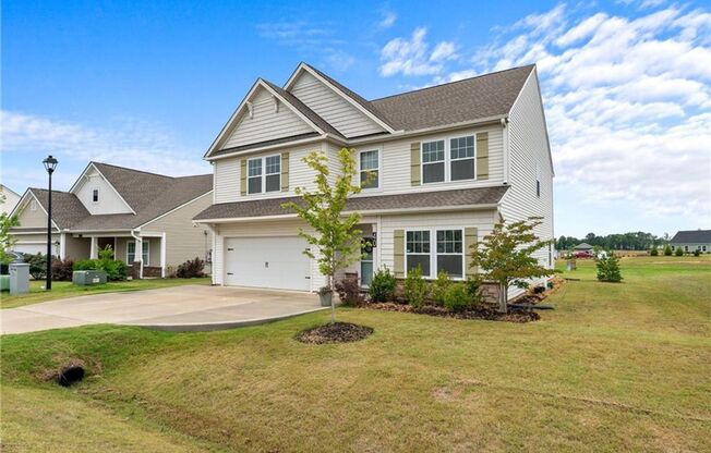 Beautiful 4 Bedroom home for rent, NOVEMBER AND DECEMBER FREE!