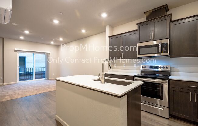 2 Bedroom Oasis in the Heart of Happy Valley!