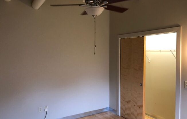 2 beds, 1 bath, 1,054 sqft, $1,825, Unit 202