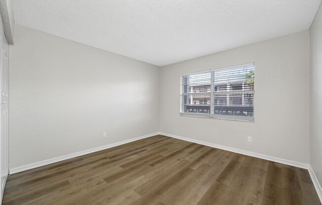 2 beds, 1 bath, 850 sqft, $1,600, Unit D307