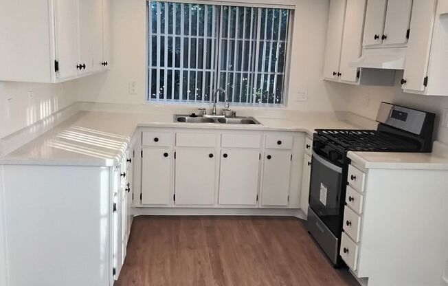 LJ Enterprises 13383- 13411 Edwards