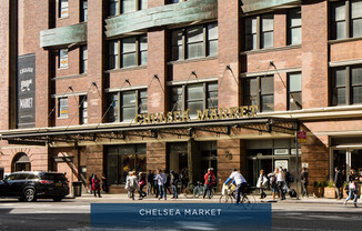 433 W 21 ST